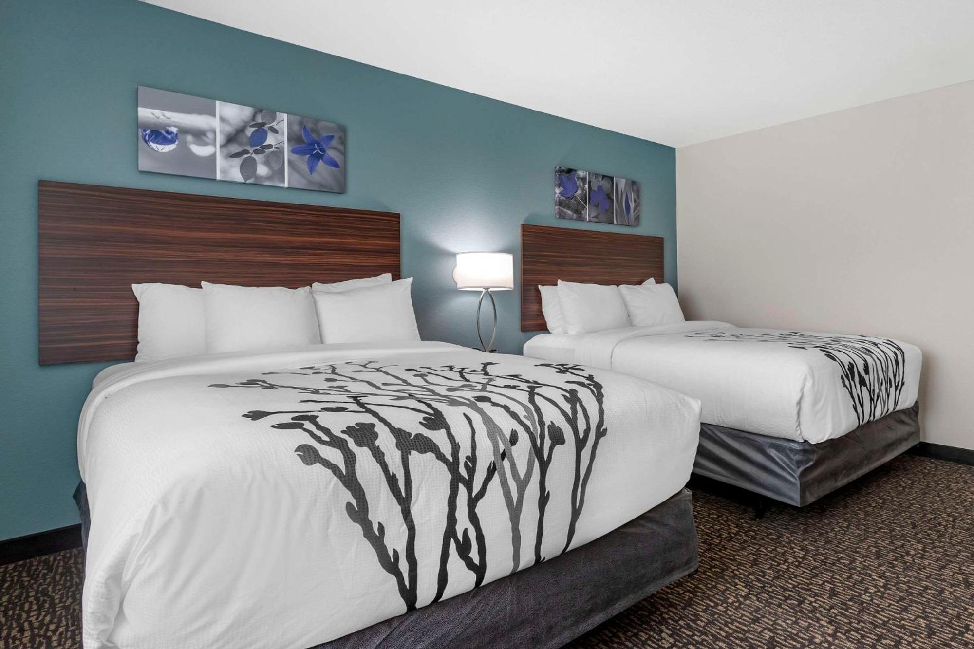 Sleep Inn & Suites Milwaukee-Franklin Franklin  Bagian luar foto