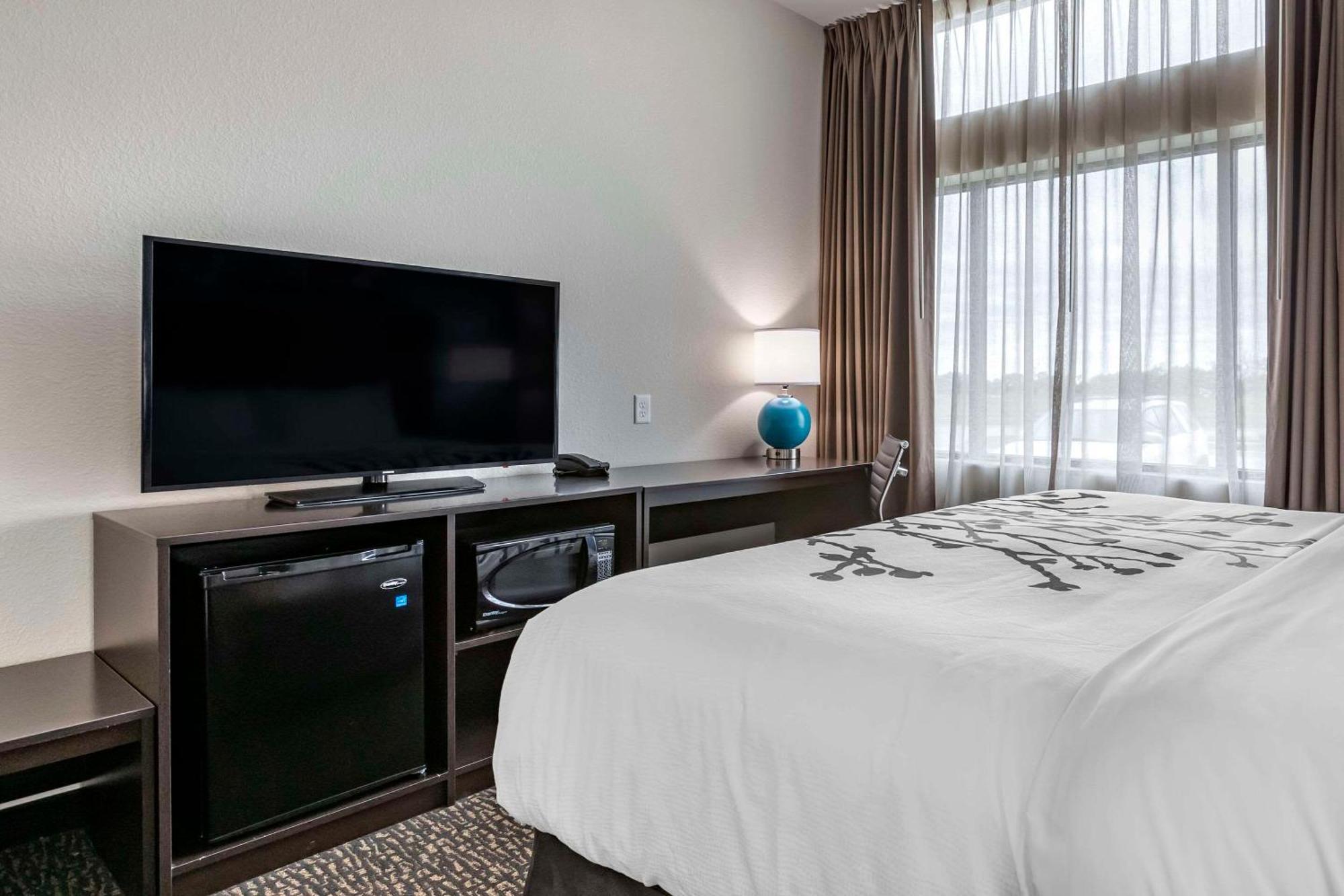 Sleep Inn & Suites Milwaukee-Franklin Franklin  Bagian luar foto