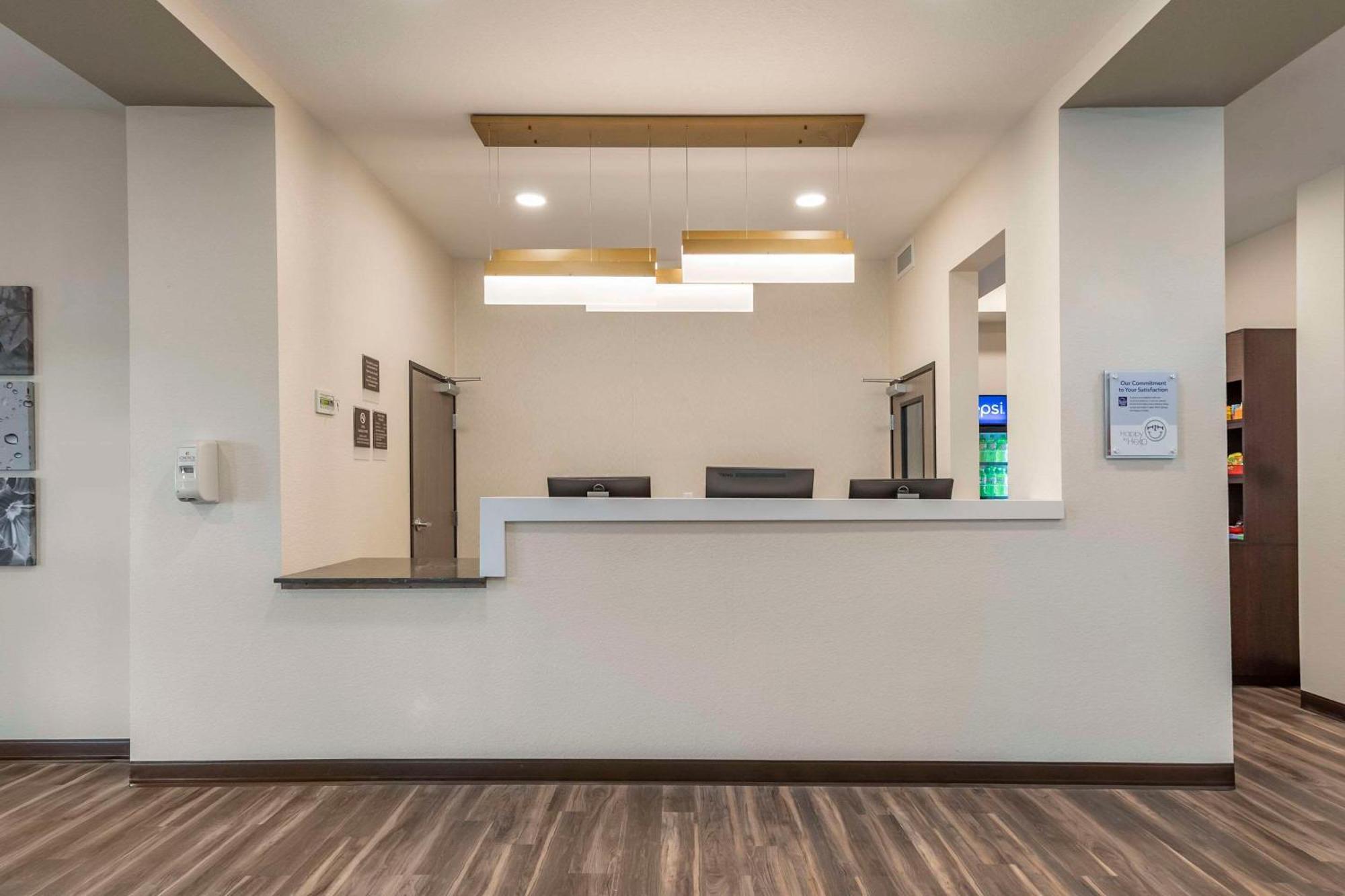 Sleep Inn & Suites Milwaukee-Franklin Franklin  Bagian luar foto